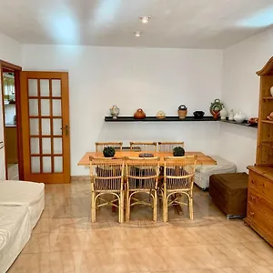 https://apartamento-wifi-free-frente-al-mar.top-hotels-tarragona.com